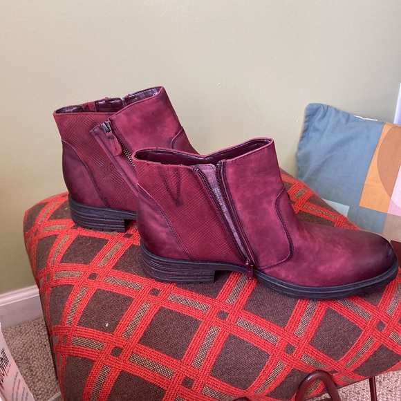 Size 11 earth short boot - Picture 2 of 5